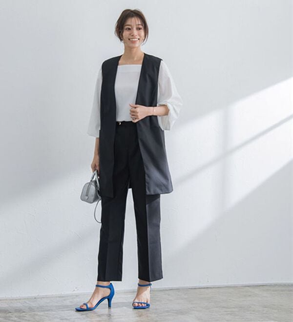 Pierrot（ピエロ）の「スクエアネックボリュームブラウス（ブラウス）」｜詳細画像