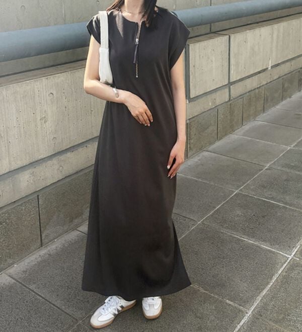 GeeRA（ジーラ）の「前後２ＷＡＹハーフジップＩラインワンピース（カットソーワンピース）」｜詳細画像