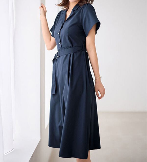 alotta（アロッタ）の「ベルト付オープンカラーフレアーワンピース（その他ワンピース）」｜ネイビー