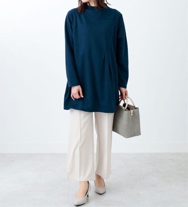 BELLUNA（ベルーナ）の「ボトルネック切替デザインチュニック（チュニック）」｜詳細画像