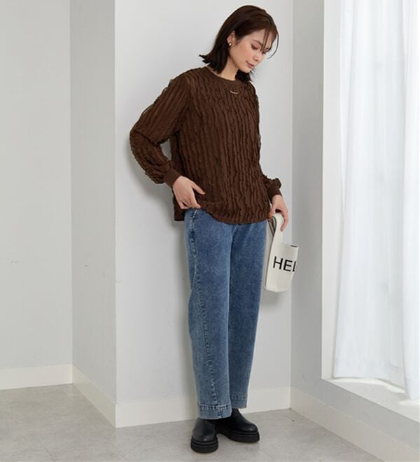 BELLUNA（ベルーナ）の「フリルジャカード素材プルオーバー（カットソー）」｜詳細画像