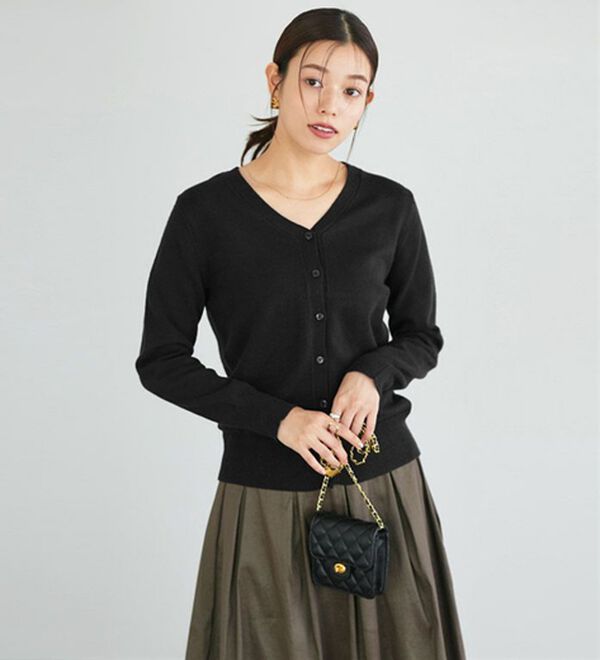 Pierrot（ピエロ）の「【Ｍ～３Ｌ】ふんわり質感プレミアムカシミヤタッチカーディガン（ニットカーディガン）」｜詳細画像