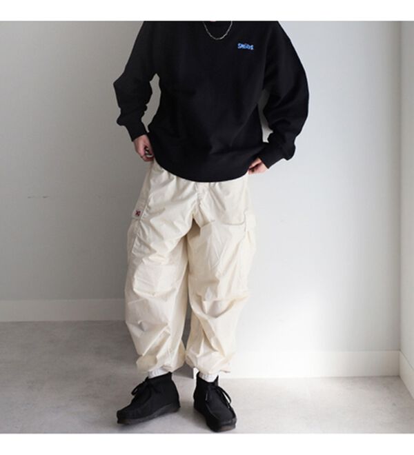 GeeRA（ジーラ）の「【スマーフ】コラボプリントスウェット（メンズカットソー）」｜詳細画像