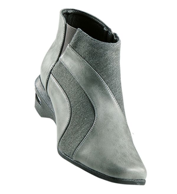 BELLUNA（ベルーナ）の「４Ｅストレッチ素材エレガントブーティ（ブーツ）」｜グレー