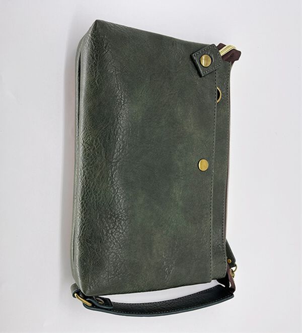 「＜ゴールデンベア＞多機能で便利なコンパクトショルダー（メンズショルダーバッグ）」｜詳細画像