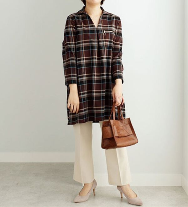 BELLUNA（ベルーナ）の「ジッパー使いスキッパーチュニック（チュニック）」｜詳細画像