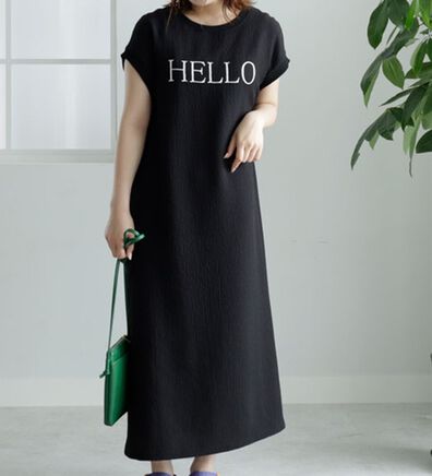 BELLUNA（ベルーナ）の「楊柳素材ロゴプリントワンピース（カットソーワンピース）」