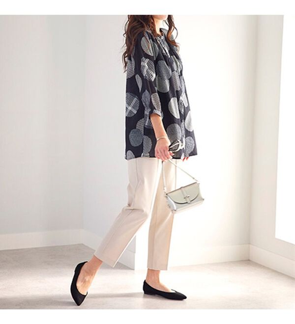 BELLUNA（ベルーナ）の「ナチュラル柄プリントブラウス（チュニック）」｜詳細画像