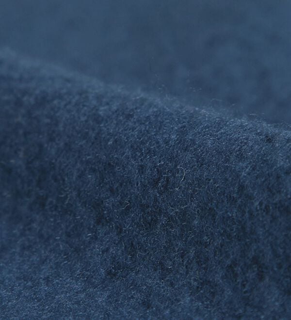 BELLUNA（ベルーナ）の「＜Ｄｉｓｎｅｙ＞【ドナルド＆デイジー】抱き着きプリント裏起毛トレーナー（カットソー）」｜詳細画像