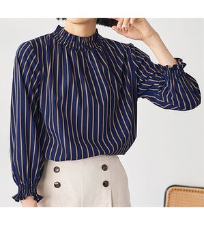 BELLUNA（ベルーナ）の「衿＆袖シャーリング使いブラウス（ブラウス）」｜ネイビー系ストライプ