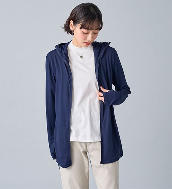 BELLUNA（ベルーナ）の「ひさし付！ＵＶ対策軽量パーカー（パーカー）」｜詳細画像