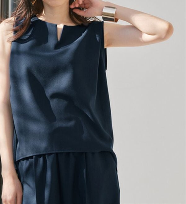 RANAN（ラナン）の「ひんやり！キーネックブラウス&times;パンツ（フルレングスパンツ）」｜詳細画像