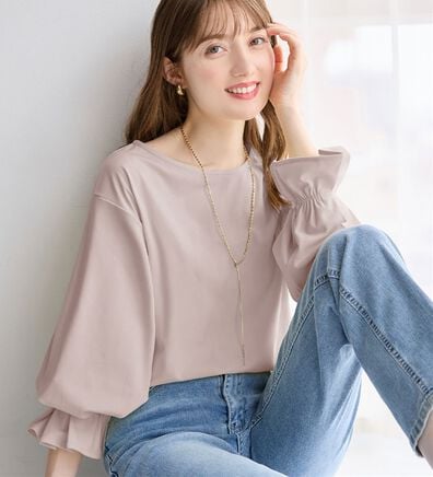 alotta（アロッタ）の「袖タックデザインプルオーバー（カットソー）」