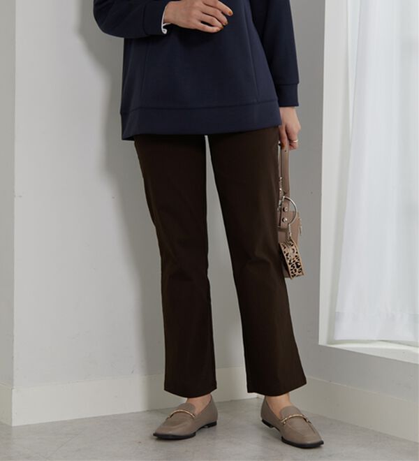 BELLUNA（ベルーナ）の「綿タッチハイパー美脚フレアーパンツ（フルレングスパンツ）」｜詳細画像