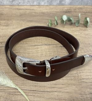 「【Lee】25mm細め紳士牛革レザーウエスタンベルト（メンズベルト）」｜ダークブラウン