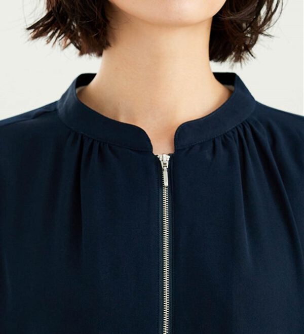 BELLUNA（ベルーナ）の「とろみ素材イージーケアロング丈ジャケット（その他ジャケット）」｜詳細画像