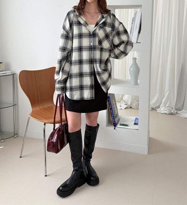 GeeRA（ジーラ）の「フード付きオーバーサイズチェックシャツ（シャツ）」｜詳細画像