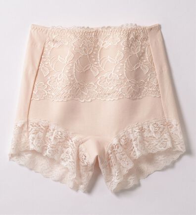LAVIENNE（ラヴィエンヌ）の「綿９５％骨盤シェイプの素敵ショーツ（ショーツ）」