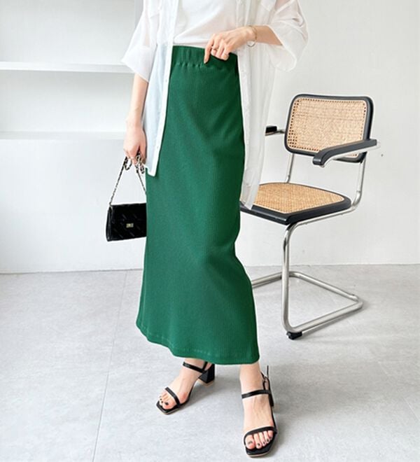 GeeRA（ジーラ）の「【着回し力◎】楽ちんすっきり見え！リブロングスカート（ロングスカート）」｜詳細画像