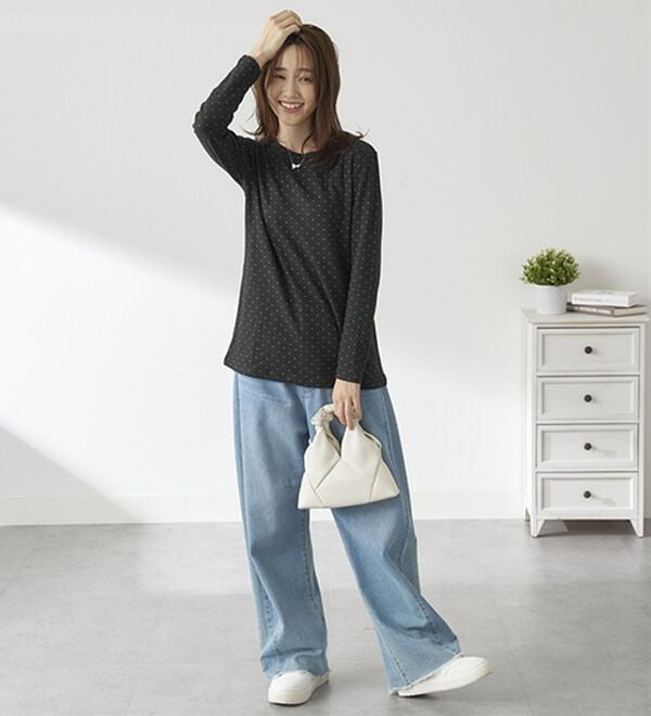 BELLUNA（ベルーナ）の「【選べる衿】肌に優しい綿１００％暖か発熱素材プルオーバー＜ベルホット　コットン＞（カットソー）」｜詳細画像