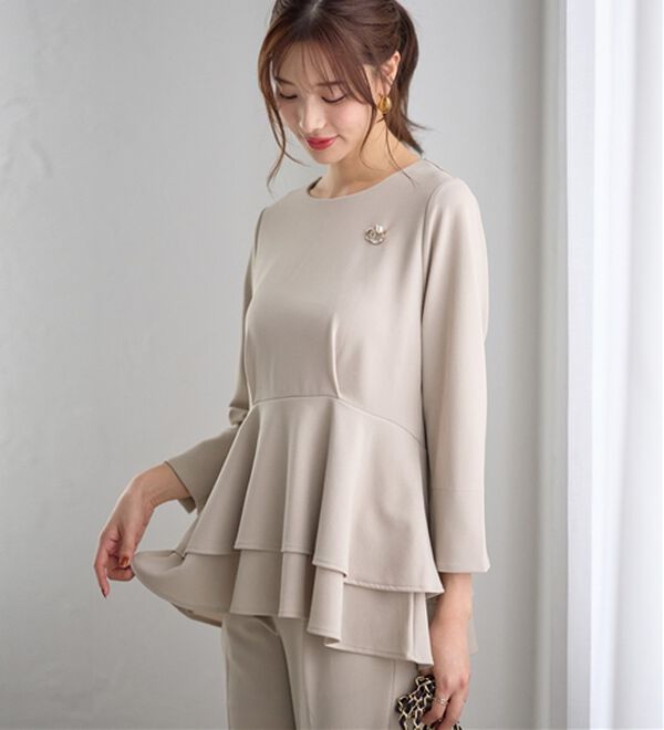 GeeRA（ジーラ）の「【2点セット】ペプラムティアードブラウスセットアップ（その他スーツ）」｜詳細画像