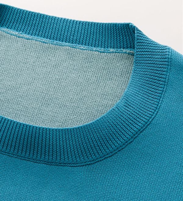VINNO（ヴィノ）の「配色デザインニットトレーナー（ニット・セーター）」｜詳細画像