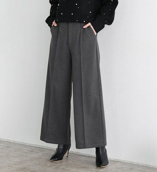 Pierrot（ピエロ）の「カット起毛ピンタックワイドパンツ（ワイドパンツ・ガウチョ）」｜詳細画像