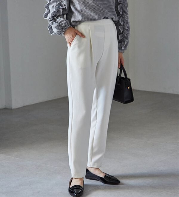 RANAN（ラナン）の「【選べる股下】美脚シルエットタックパンツ（股下６１・６５ｃｍ）（フルレングスパンツ）」｜詳細画像