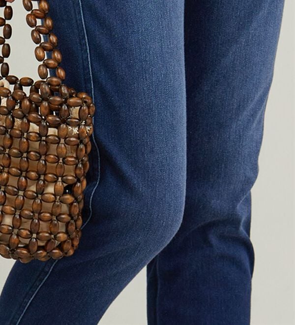 BELLUNA（ベルーナ）の「美ストレッチ素材レギンスパンツ（スパッツ・レギンス）」｜詳細画像