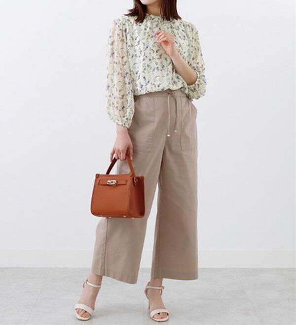 BELLUNA（ベルーナ）の「シフォンプリントシャーリング使いブラウス（ブラウス）」｜詳細画像