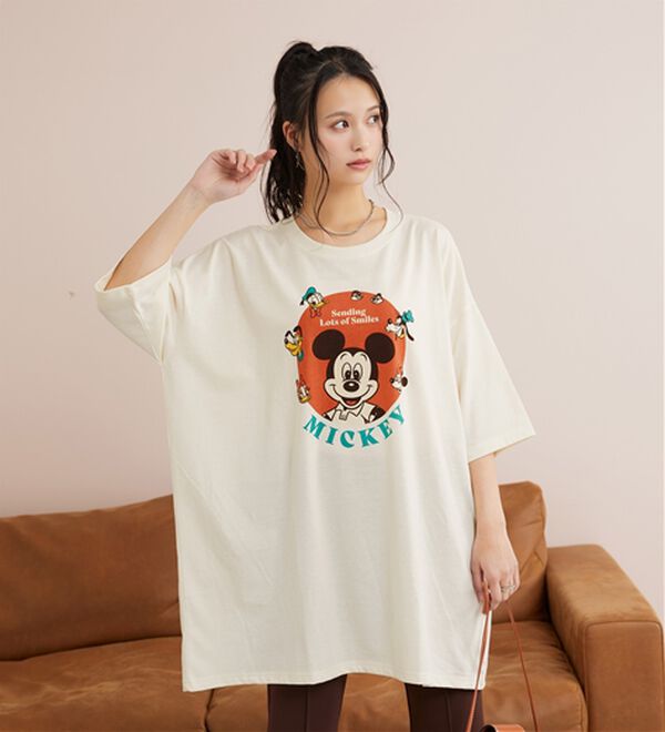 BELLUNA（ベルーナ）の「＜Ｄｉｓｎｅｙ＞【ミッキー】ビッグ7分袖プリントTシャツ（Tシャツ）」｜詳細画像