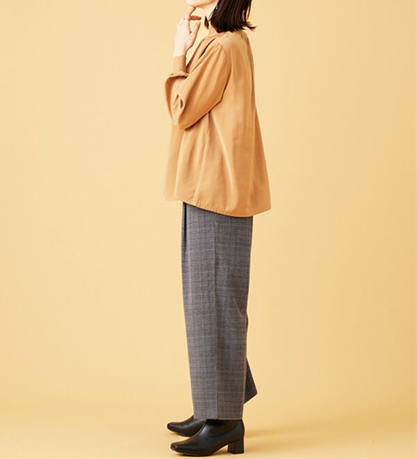 BELLUNA（ベルーナ）の「衿＆袖ニット使い美人顔ブラウス（ブラウス）」｜詳細画像