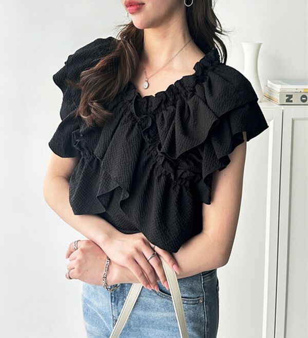 GeeRA（ジーラ）の「クロスフリルサッカーブラウス（ブラウス）」｜詳細画像