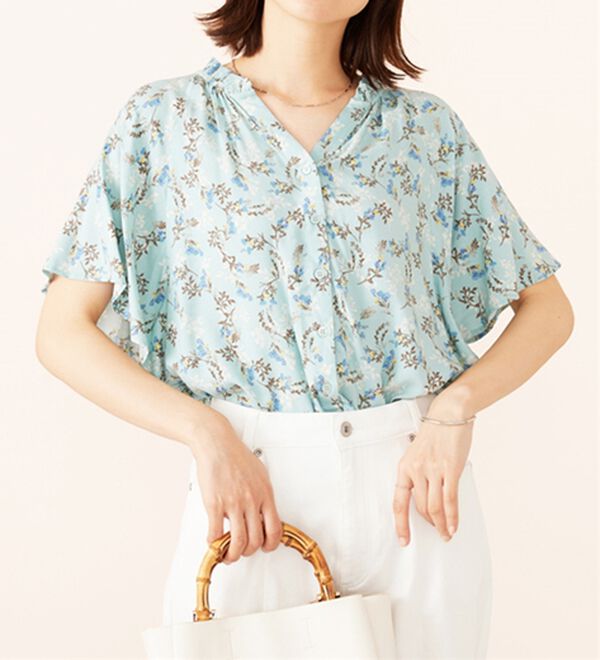 BELLUNA（ベルーナ）の「レーヨン素材袖フレアーブラウス（ブラウス）」｜詳細画像