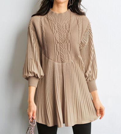 BELLUNA（ベルーナ）の「ニットプリーツ切替フレアーチュニック（チュニック）」