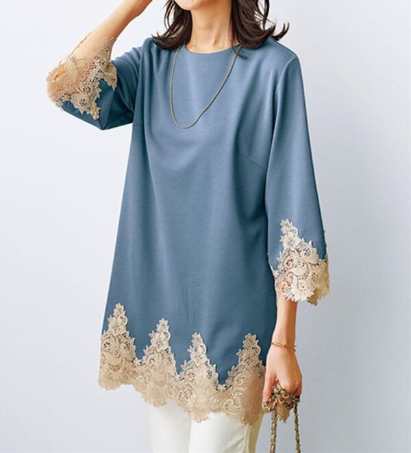 BELLUNA（ベルーナ）の「華やか配色ケミカルレース使いチュニック（チュニック）」｜ブルーグレー