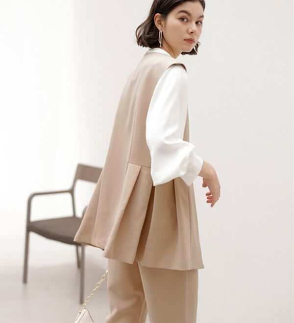 GeeRA（ジーラ）の「【入卒式/セレモニー】ペプラムベストセットアップスーツ（パンツスーツ）」｜詳細画像