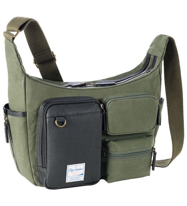 「大人に似合う国産帆布のこだわりクロスボディバッグ（メンズショルダーバッグ）」｜カーキ