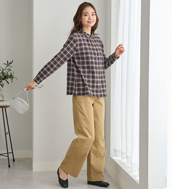 BELLUNA（ベルーナ）の「柔らかコットン衿フリルシャツ（ブラウス）」｜詳細画像