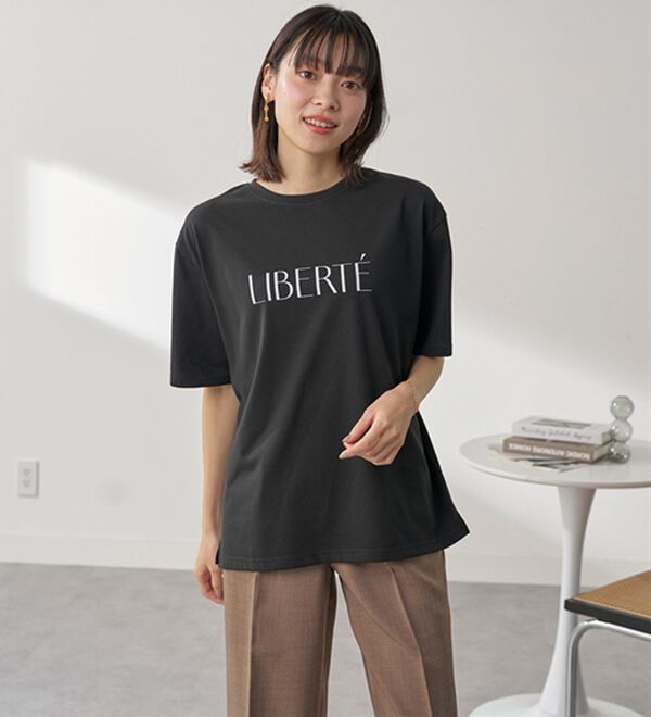 BELLUNA（ベルーナ）の「汗ジミ対策！よれない大人のプリントＴシャツ（Tシャツ）」｜詳細画像