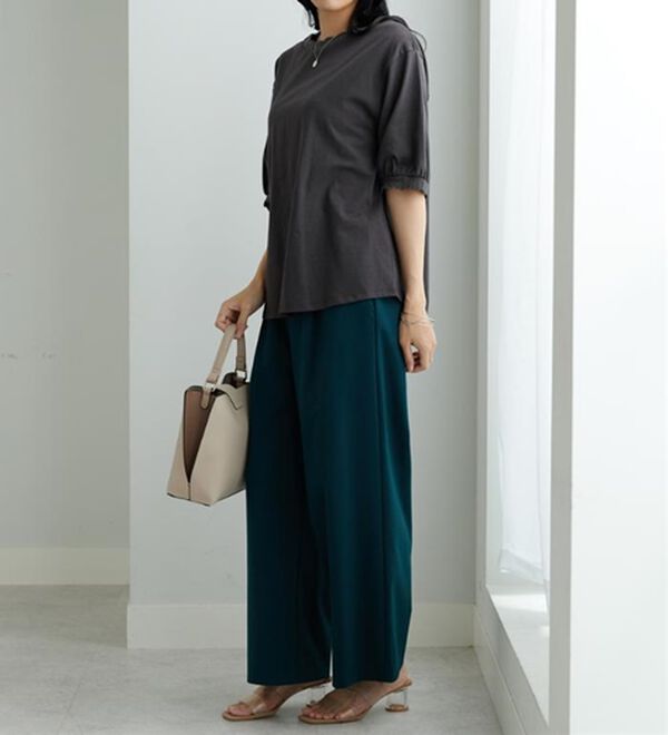 BELLUNA（ベルーナ）の「デザインリブ使いふんわり袖プルオーバー（カットソー）」｜詳細画像