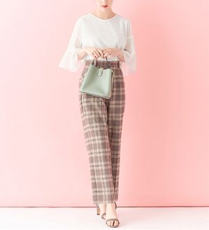 alotta（アロッタ）の「【４つの機能付】袖ティアード切替トップス（カットソー）」｜オフホワイト