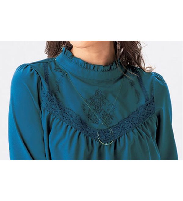 首元フリルの刺しゅうブラウス - ベルーナ【公式】