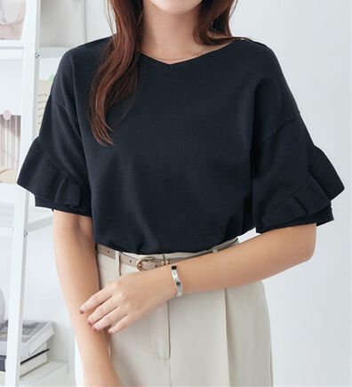 alotta（アロッタ）の「【大人気商品ニットver】フリル袖なめらかニットプルオーバー（ニット・セーター）」