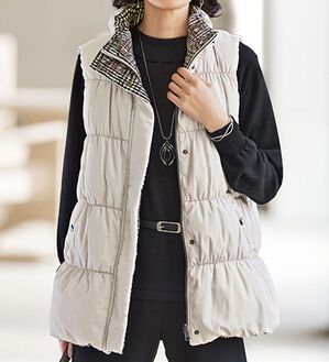 BELLUNA（ベルーナ）の「チェック柄リバーシブルベスト（ベスト）」｜詳細画像