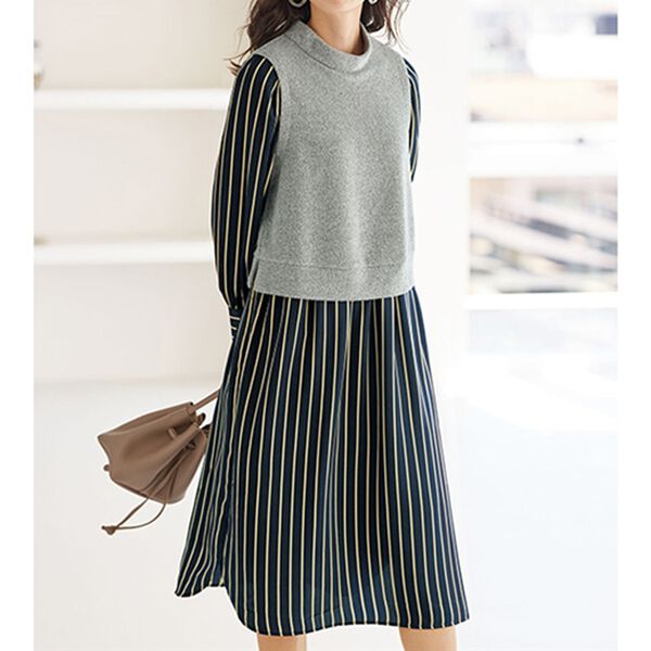 BELLUNA（ベルーナ）の「シャツデザインドッキングワンピース（ドッキングワンピース）」｜グレー系