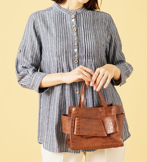 BELLUNA（ベルーナ）の「ダブルガーゼ素材多ボタンオーバーブラウス（ブラウス）」｜詳細画像