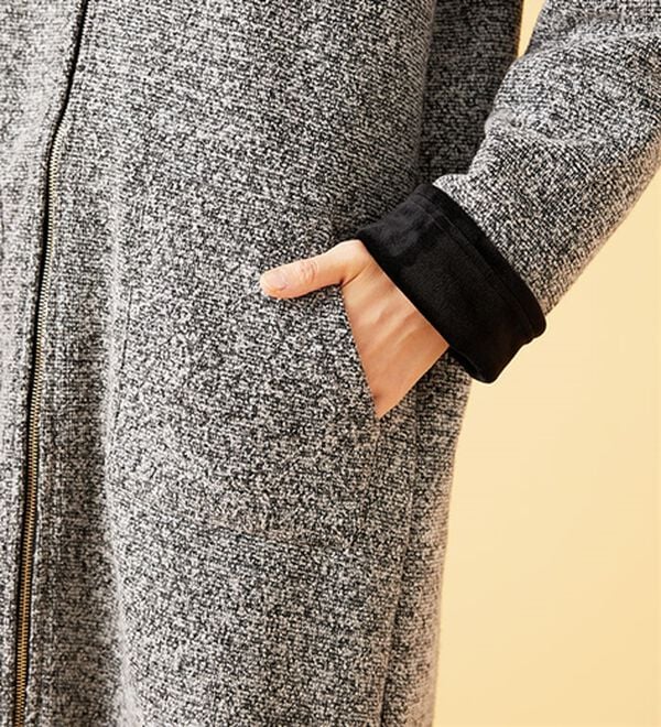 BELLUNA（ベルーナ）の「裏ベロア素材フードデザインコート（ロングコート）」｜詳細画像