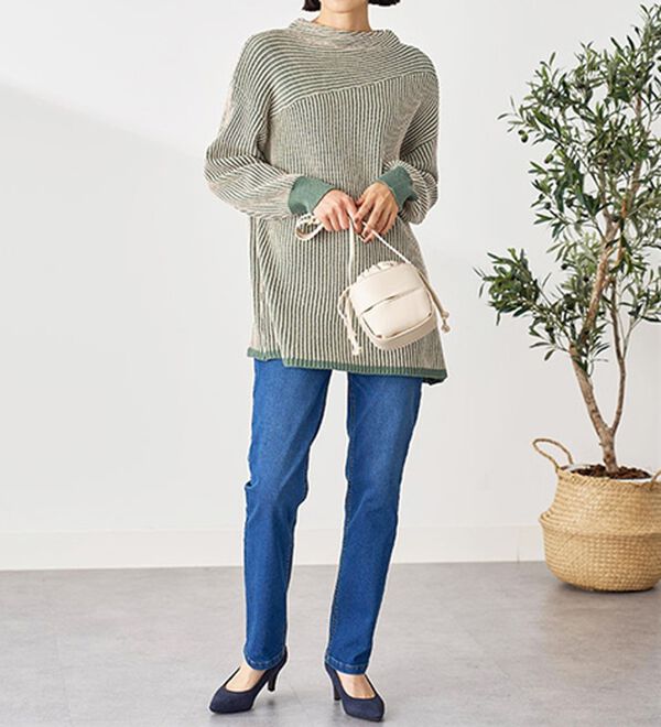 BELLUNA（ベルーナ）の「ボタン使いストライプジャカード切替ニットチュニック（チュニック）」｜詳細画像