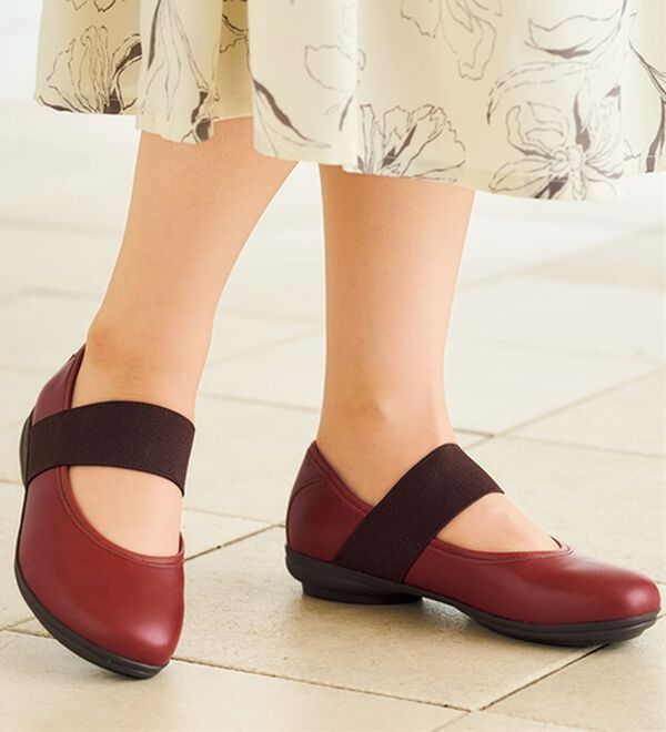 BELLUNA（ベルーナ）の「山羊革甲ゴムベルトシューズ（フラットシューズ）」｜詳細画像